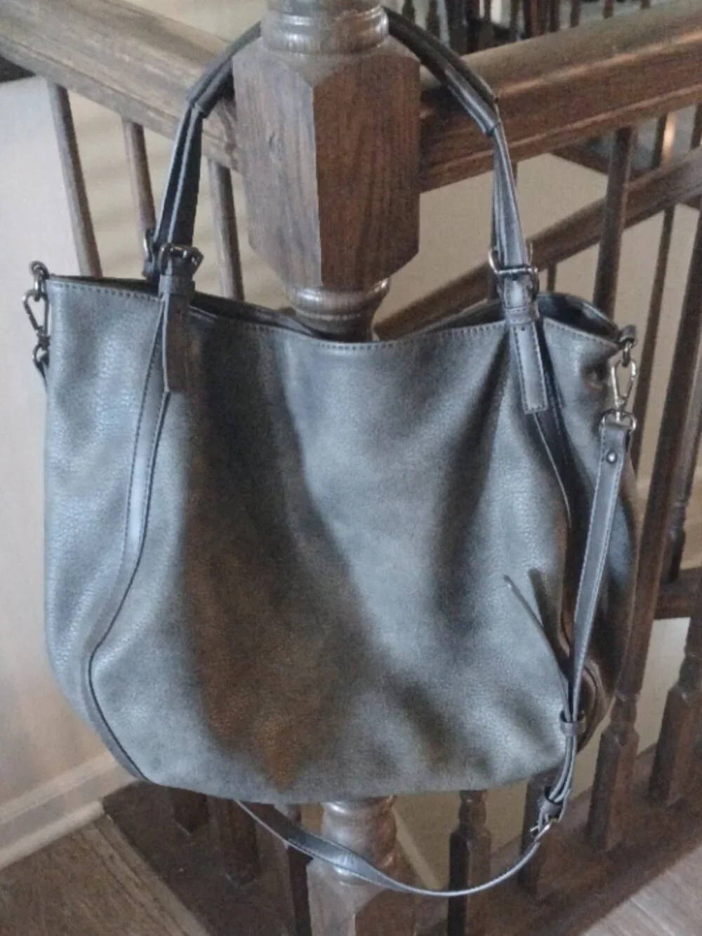 Moda Luxe Like New Grey Crossbody Adj 2 Straps lined Tote w/feet